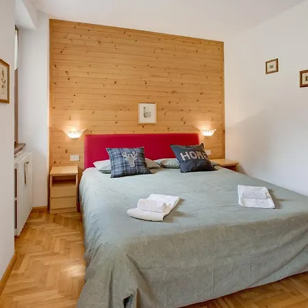 Holly Horská chata Bormio